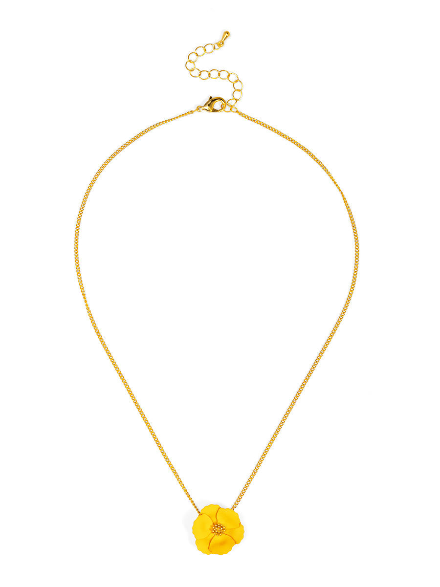 Amelia Flower Pendant Necklace