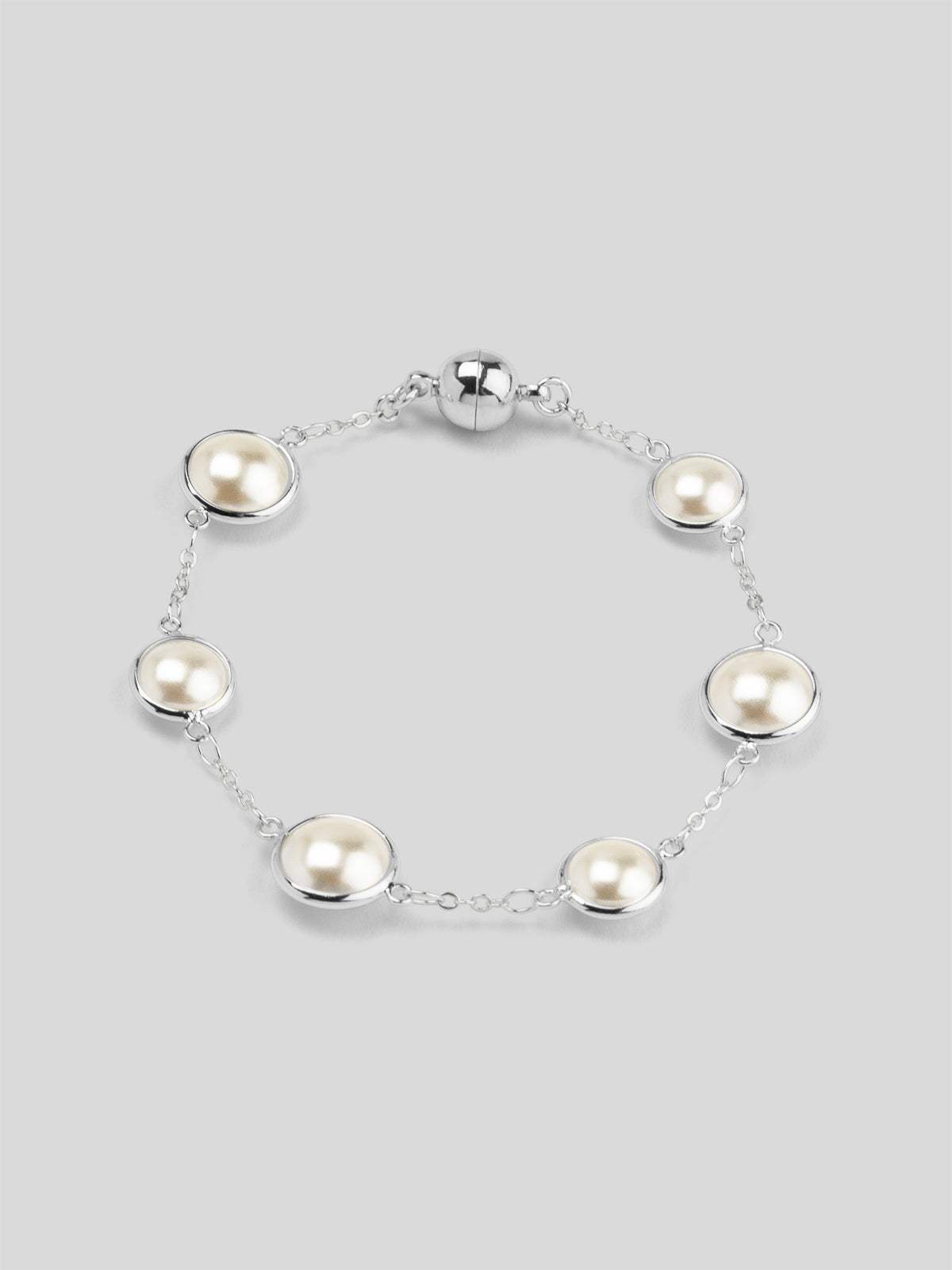 Half Pearl and Chain Magnet Bracelet