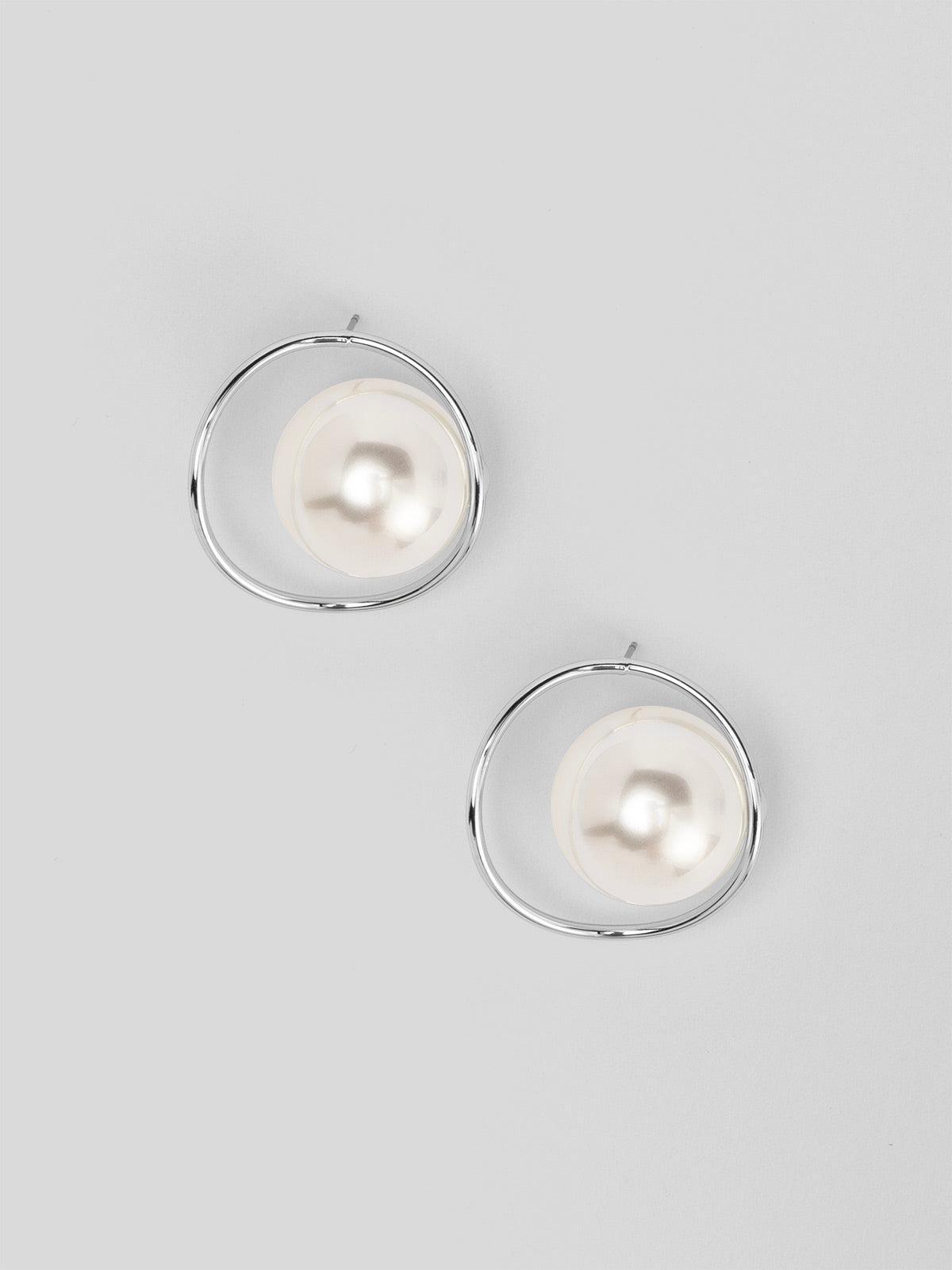 Encircled Pearl Hoop Earring