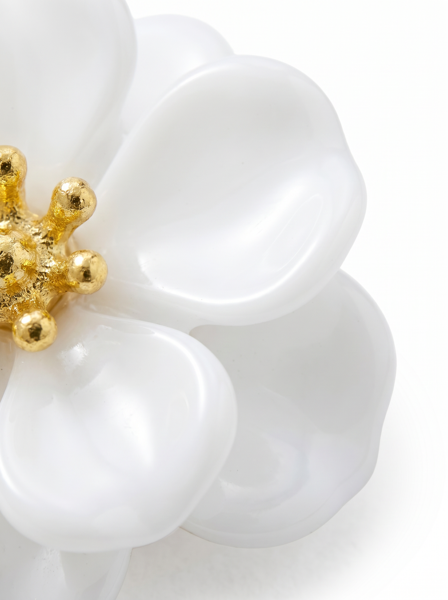 Amelia Resin Mini Flower Stud Earring