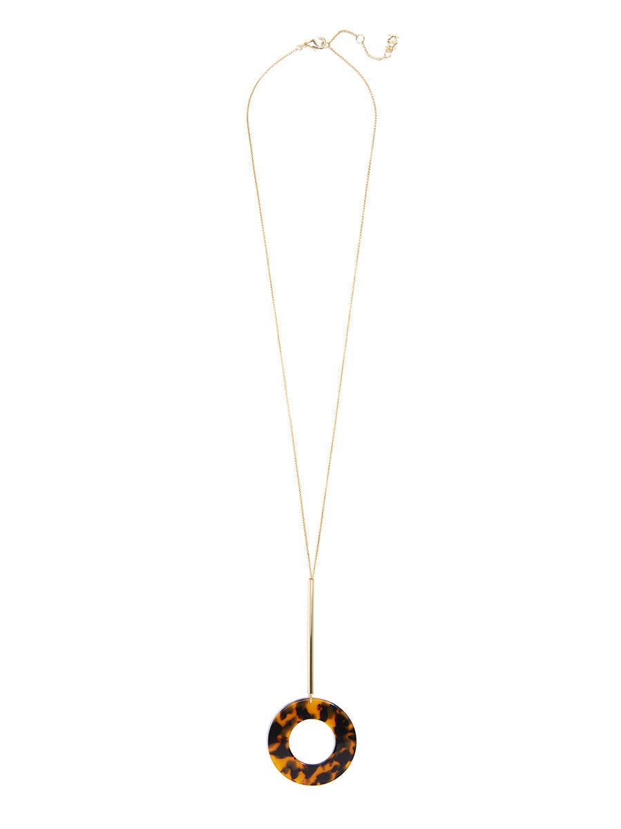 Tortoise Circle Pendant Necklace