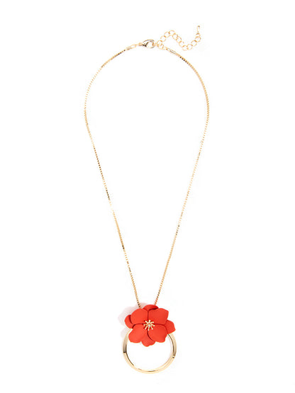 Flower And Ring Pendant Necklace