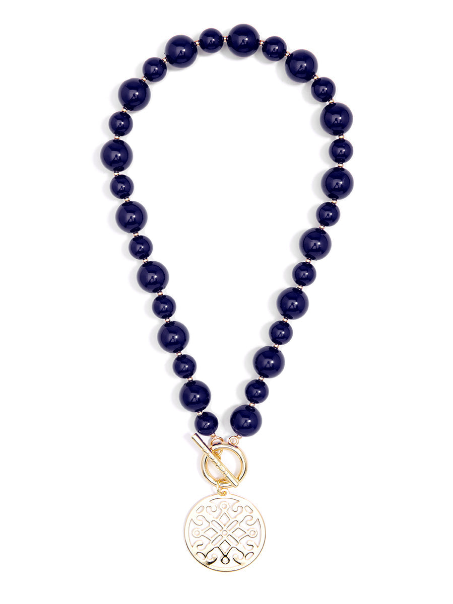 Marbled Ornate Pendant Necklace