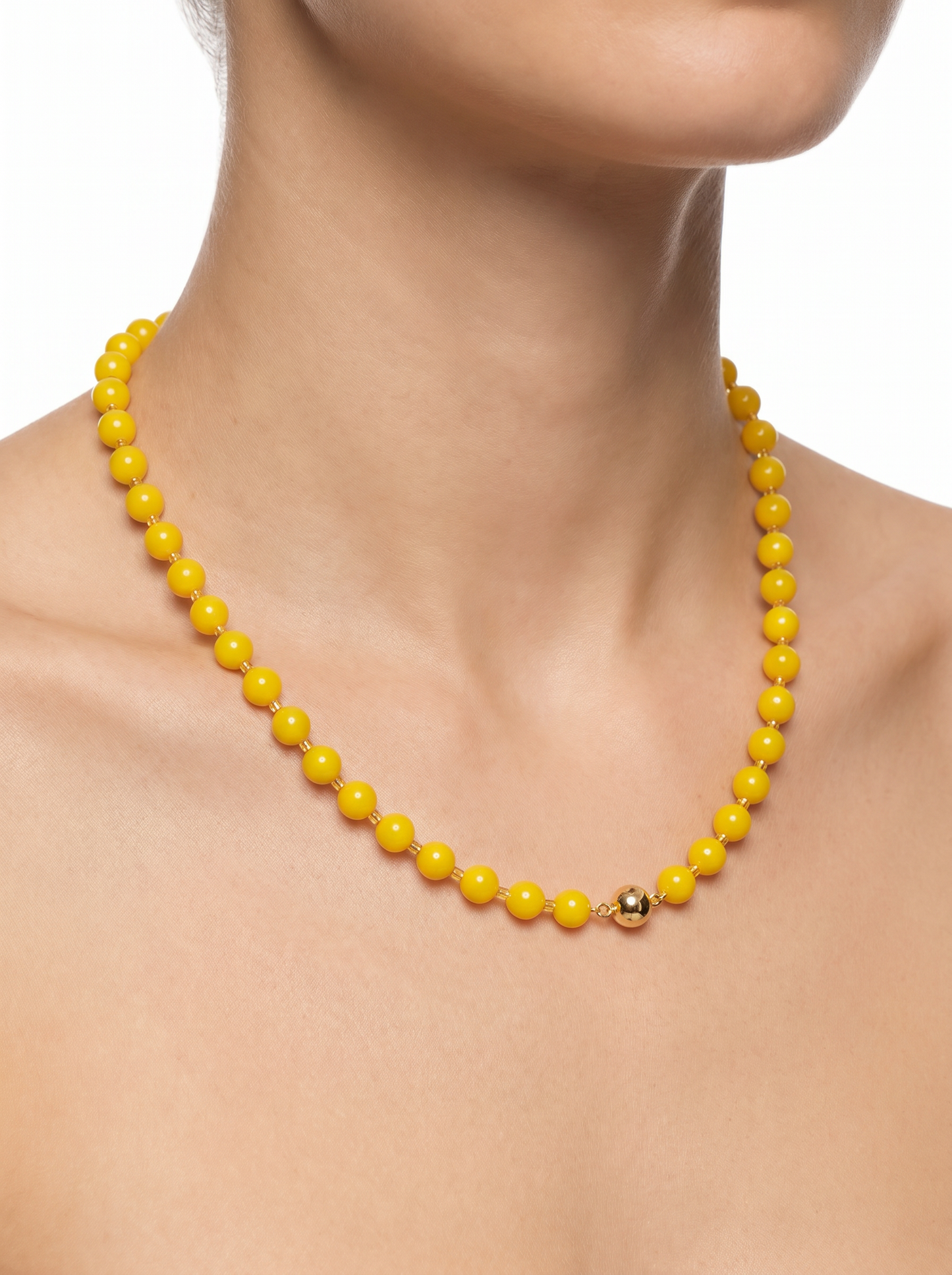 Poppy Magnet Short Necklace