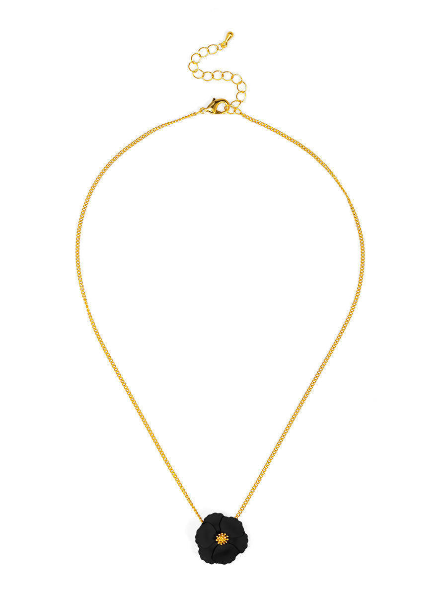 Amelia Flower Pendant Necklace