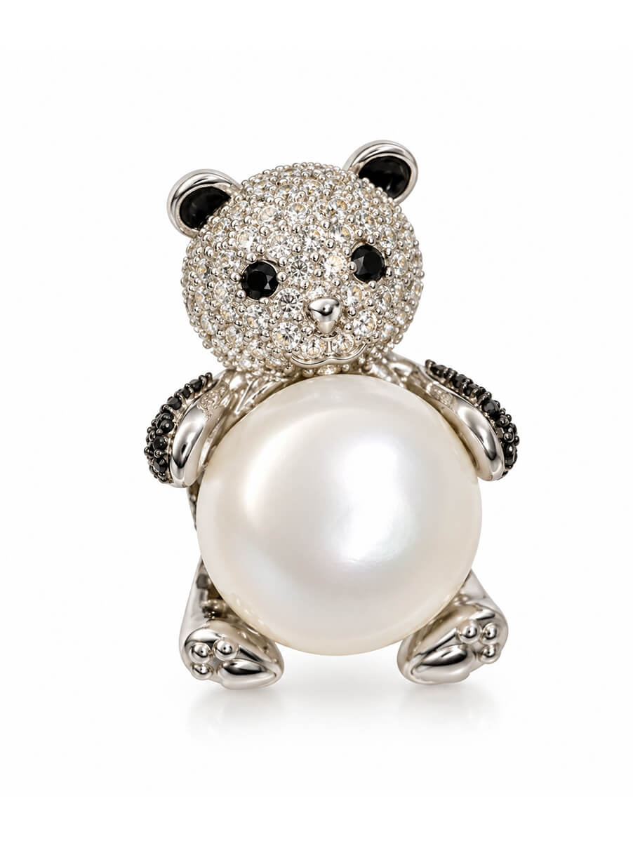 A Pearl to Hold, A Brooch to Treasure