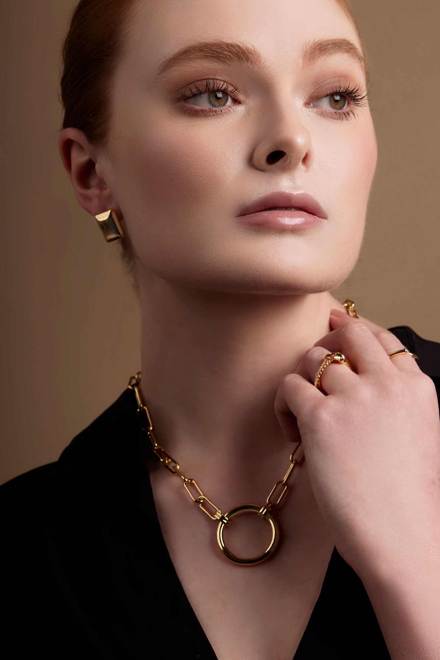 Circle Charm Link Collar Necklace