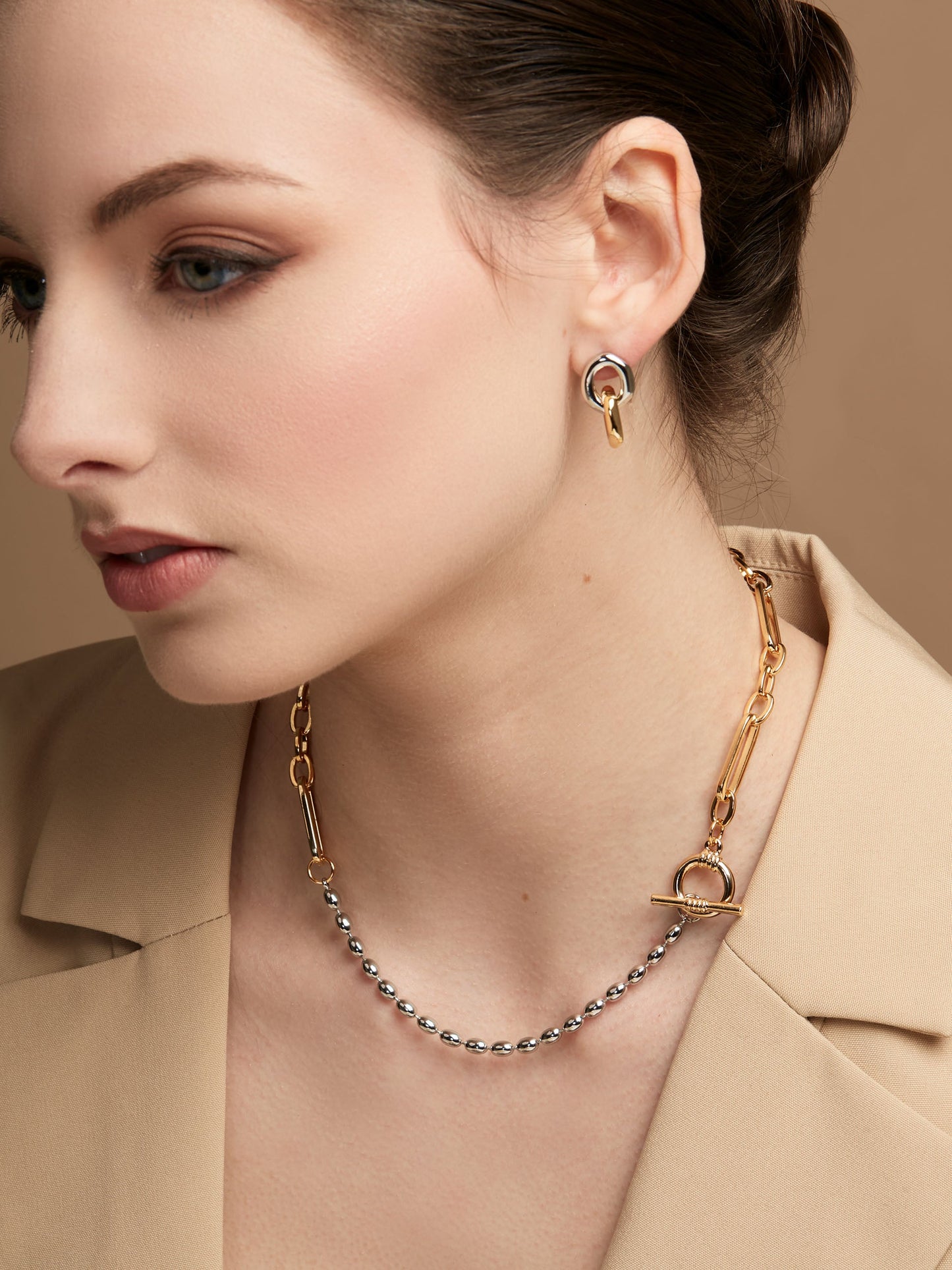 Two Tone Mixed Media Link Collar Necklace
