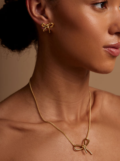 Slim Bow Pendant Short Necklace