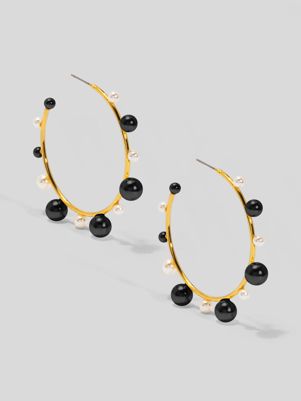 Decorative Pearl Hoop Earring