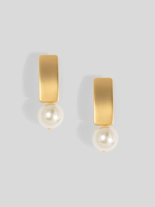 Matte Gold Bar Pearl Drop Earring