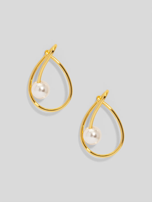 Oval Knotted Pearl Stud Earring