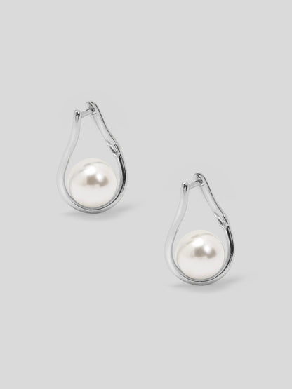 Twisted Teardrop Pearl Earring