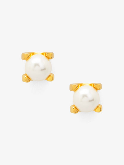 Pearl Stud Earring with Setting