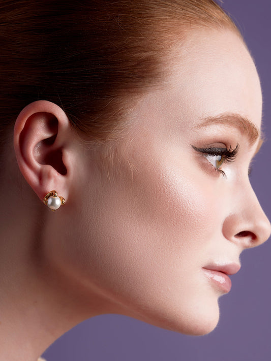 Pearl Stud Earring with Setting