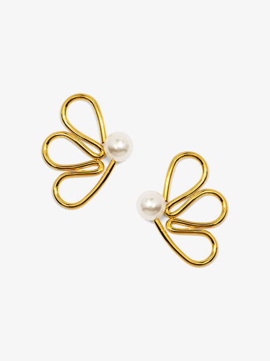 Petal Pearl Stud Earring