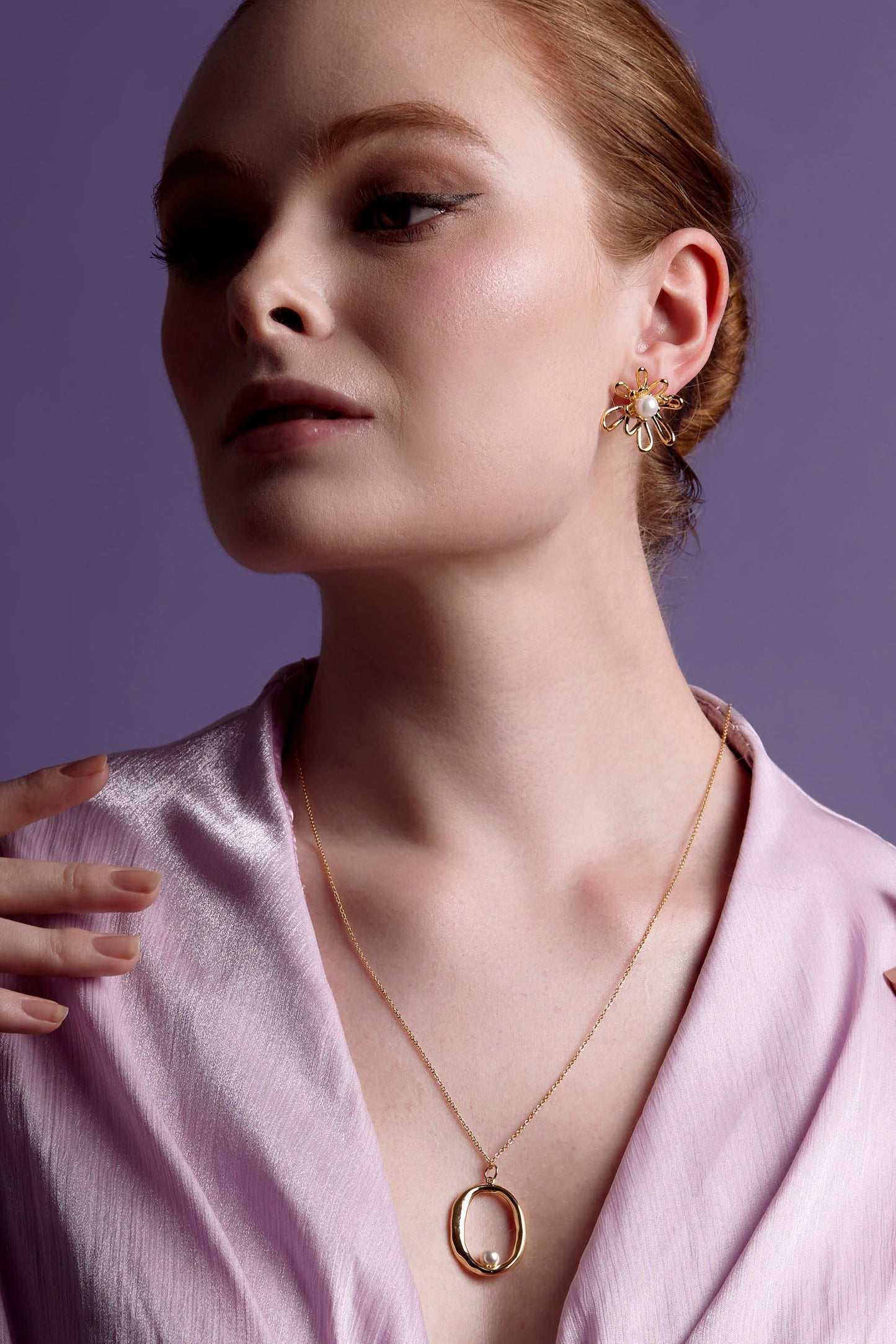 Pearl Daisy Stud Earring