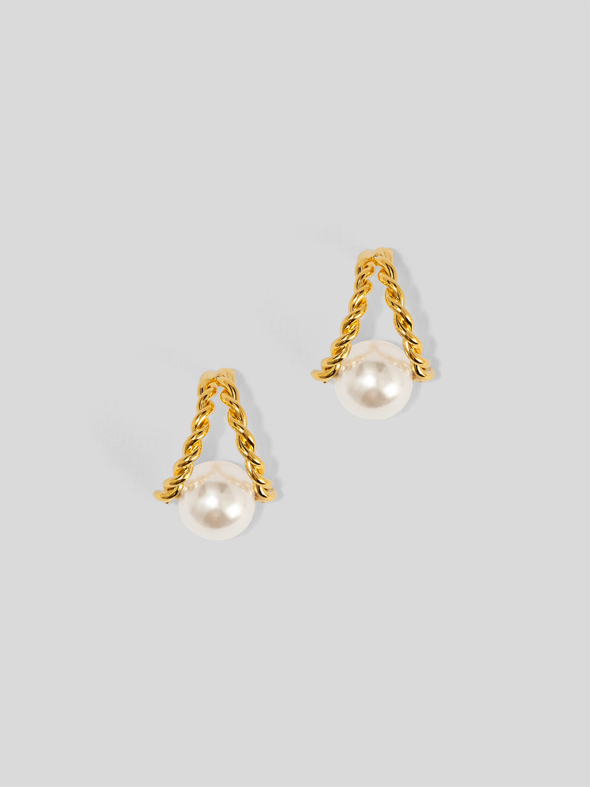 Twisted Pearl Huggie Earring