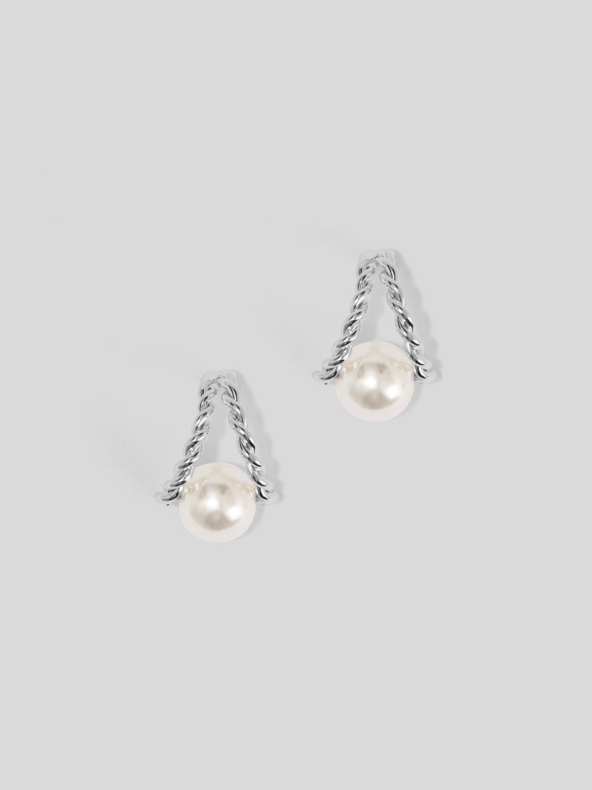Twisted Pearl Huggie Earring