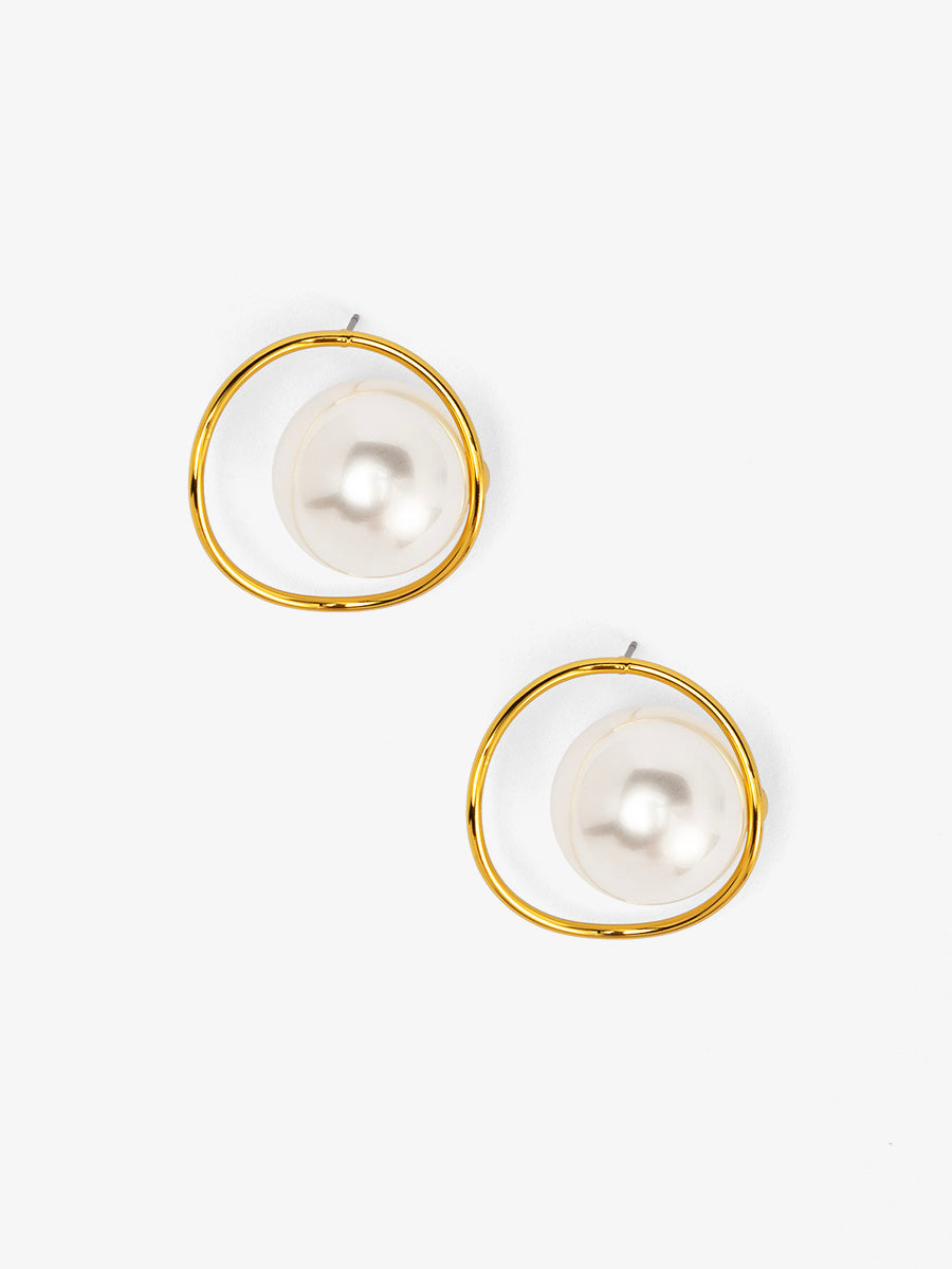 Encircled Pearl Hoop Earring