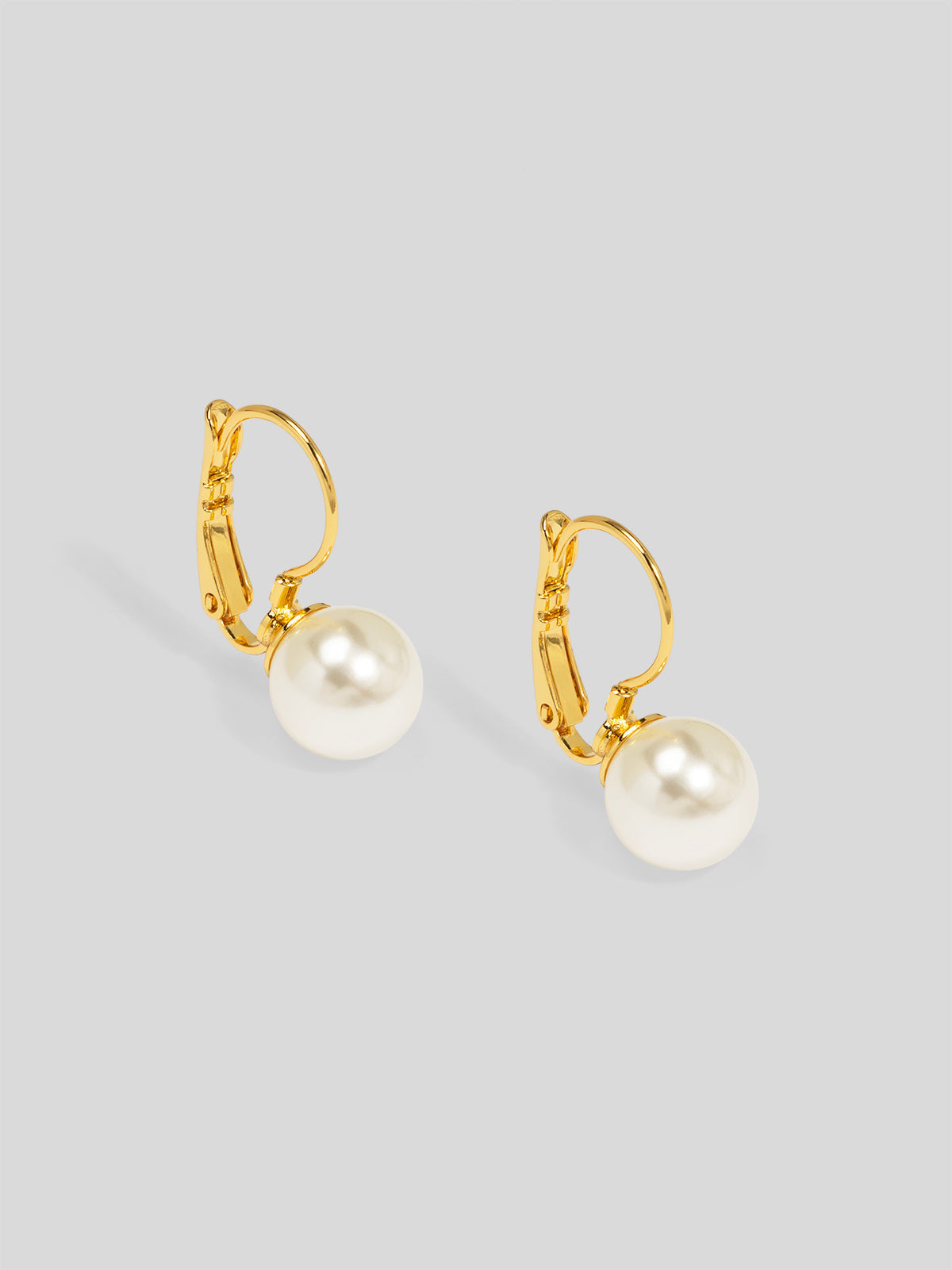 Single Pearl 10mm Drop Earring