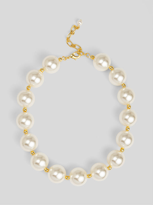 Oversized Pearl Collar Necklace