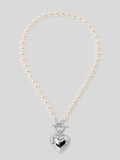Heart Charm Pearl Collar Necklace