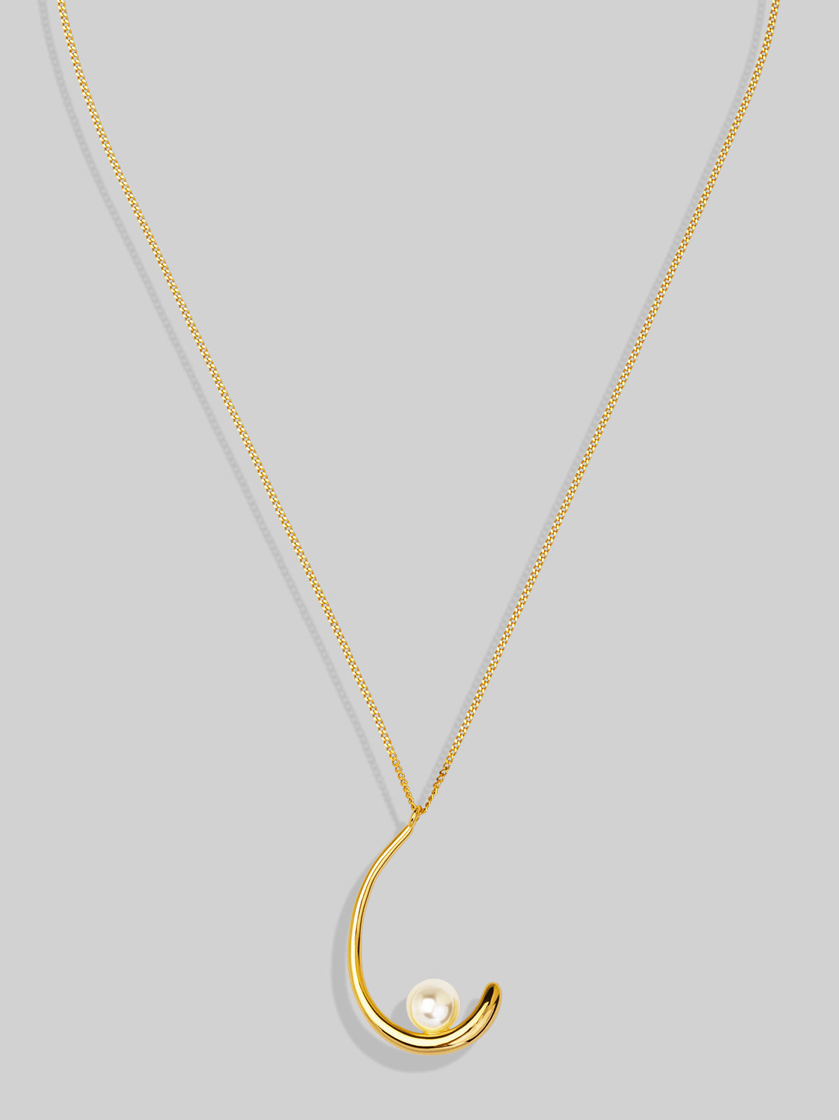 Moon Pearl Short Necklace