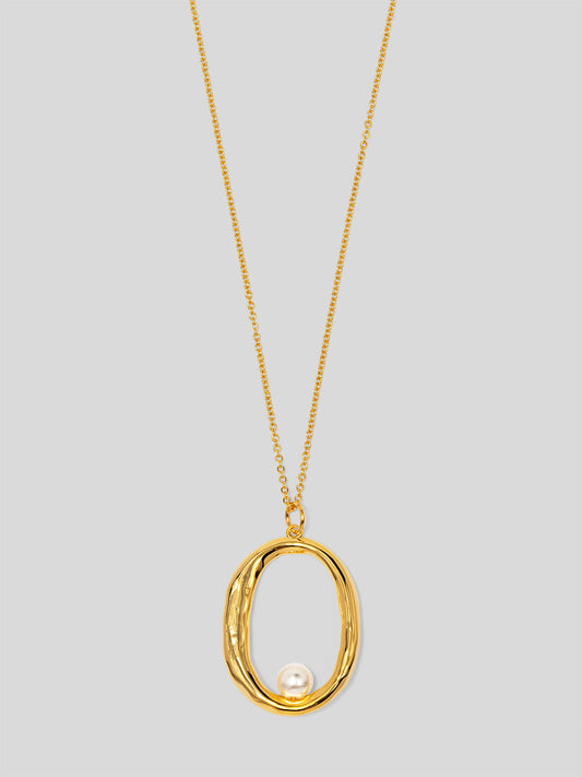 Hammered Oval Pearl Pendant Necklace