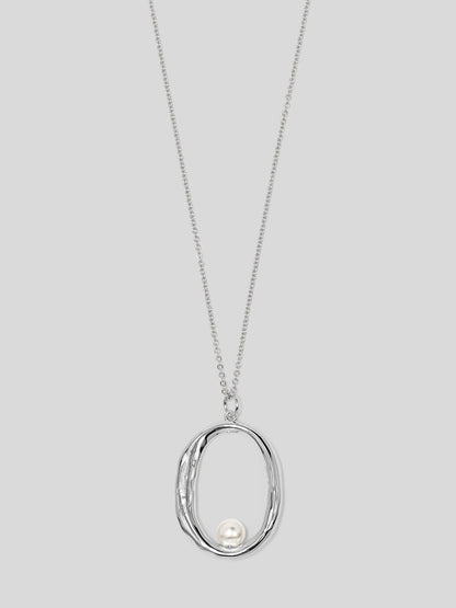 Hammered Oval Pearl Pendant Necklace