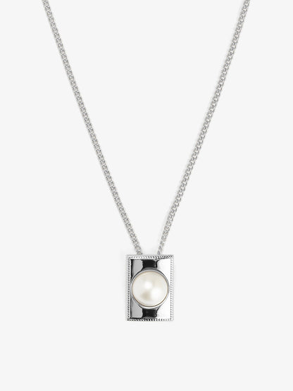 Square Pearl Pendant Short Necklace