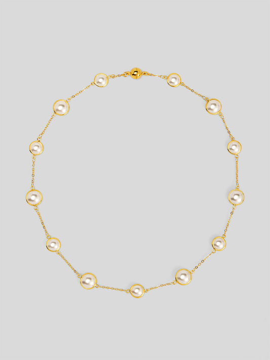 Half Pearl and Chain Magnet Short Necklace