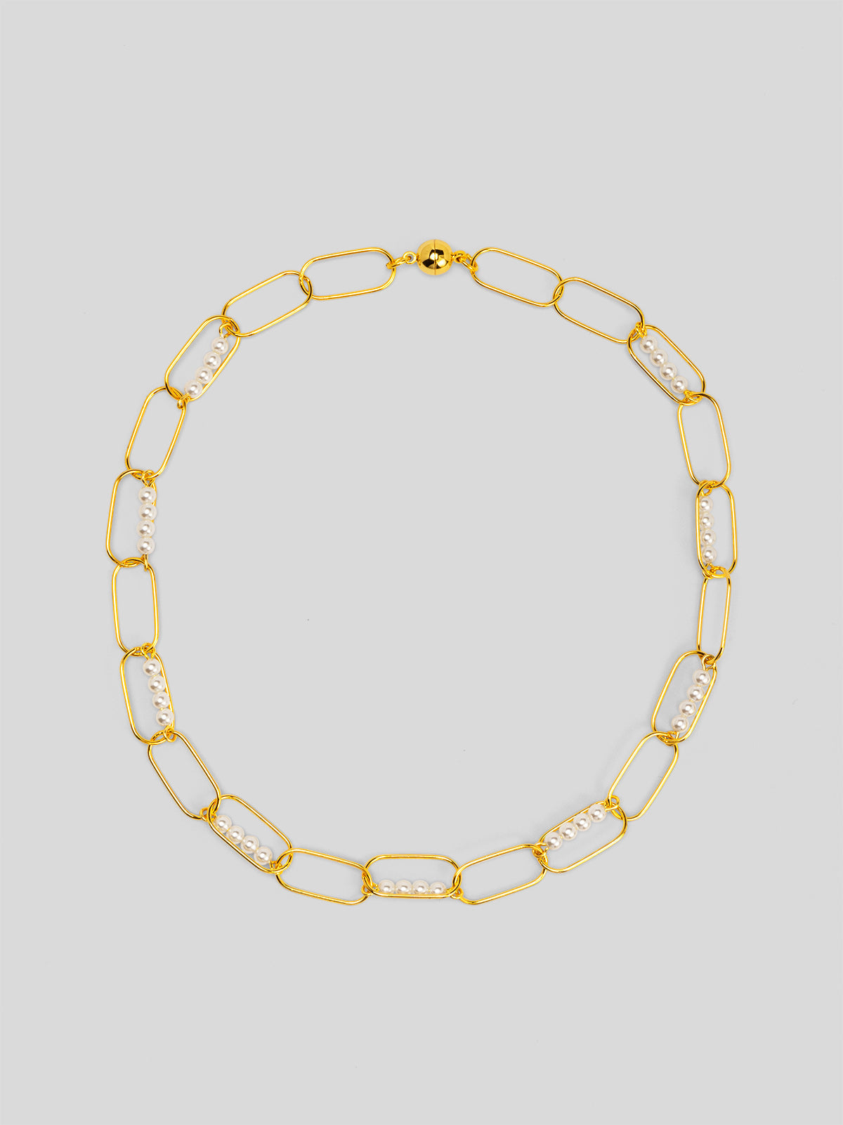 Linear Pearl Chain Short Necklace
