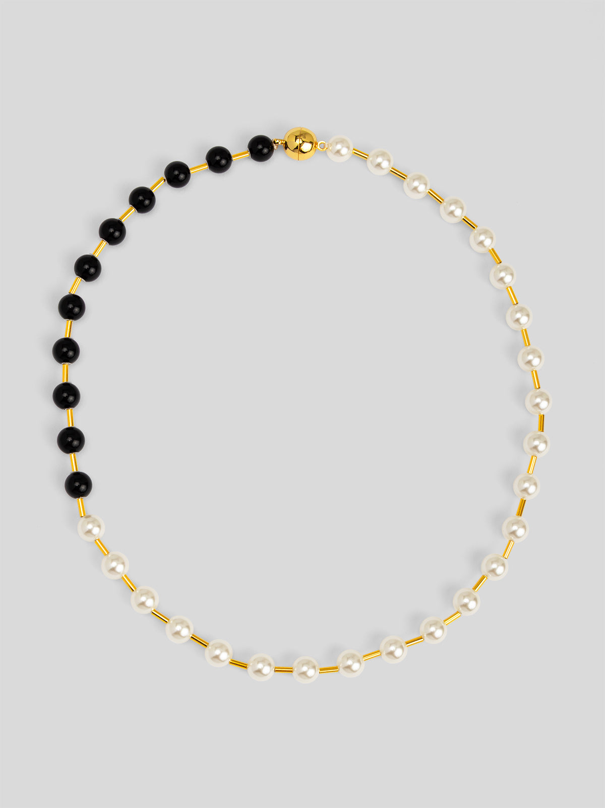 Black and White Pearl Beaded Magnetic Necklace