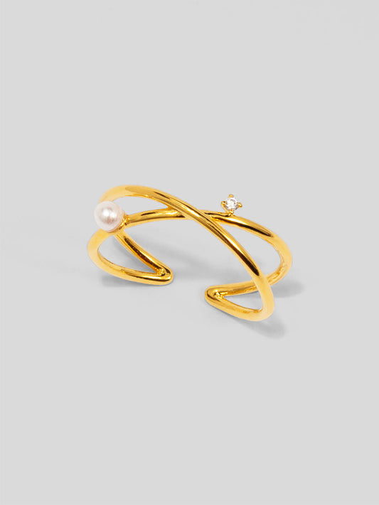 Adjustable Assymetric Pearl and Crystal Crossover Ring