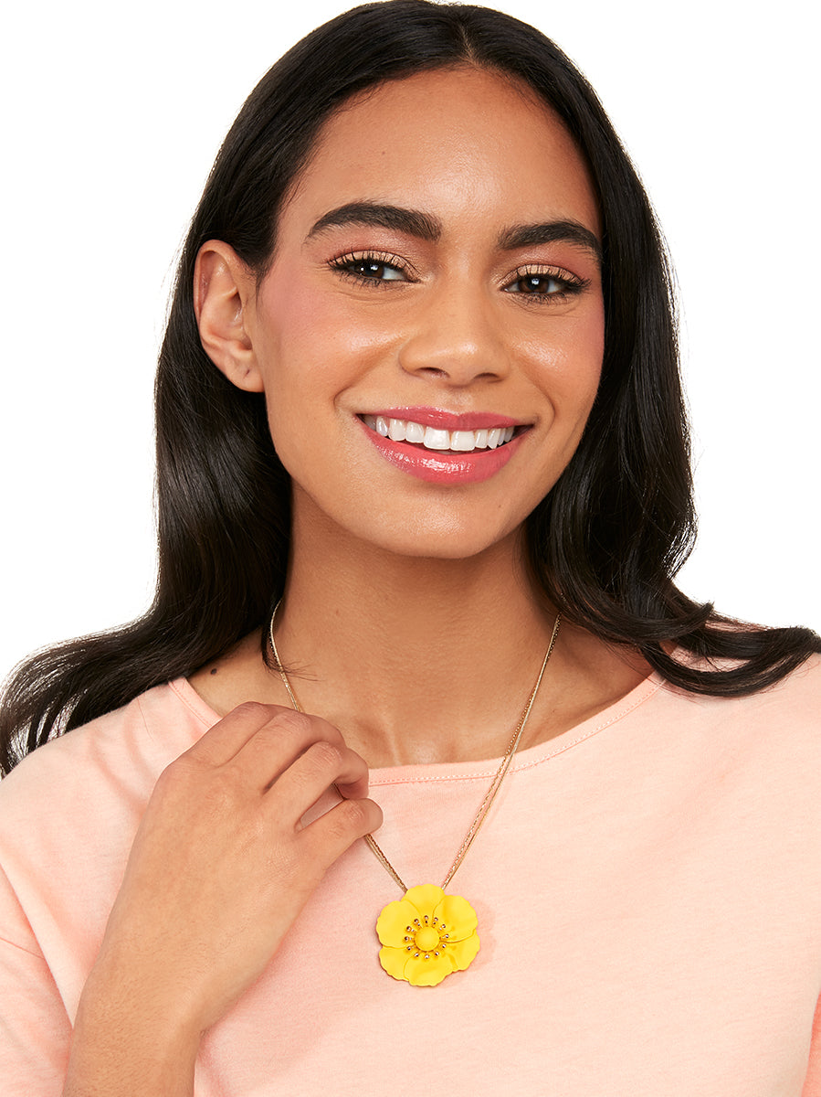 Poppy Pendant Necklace