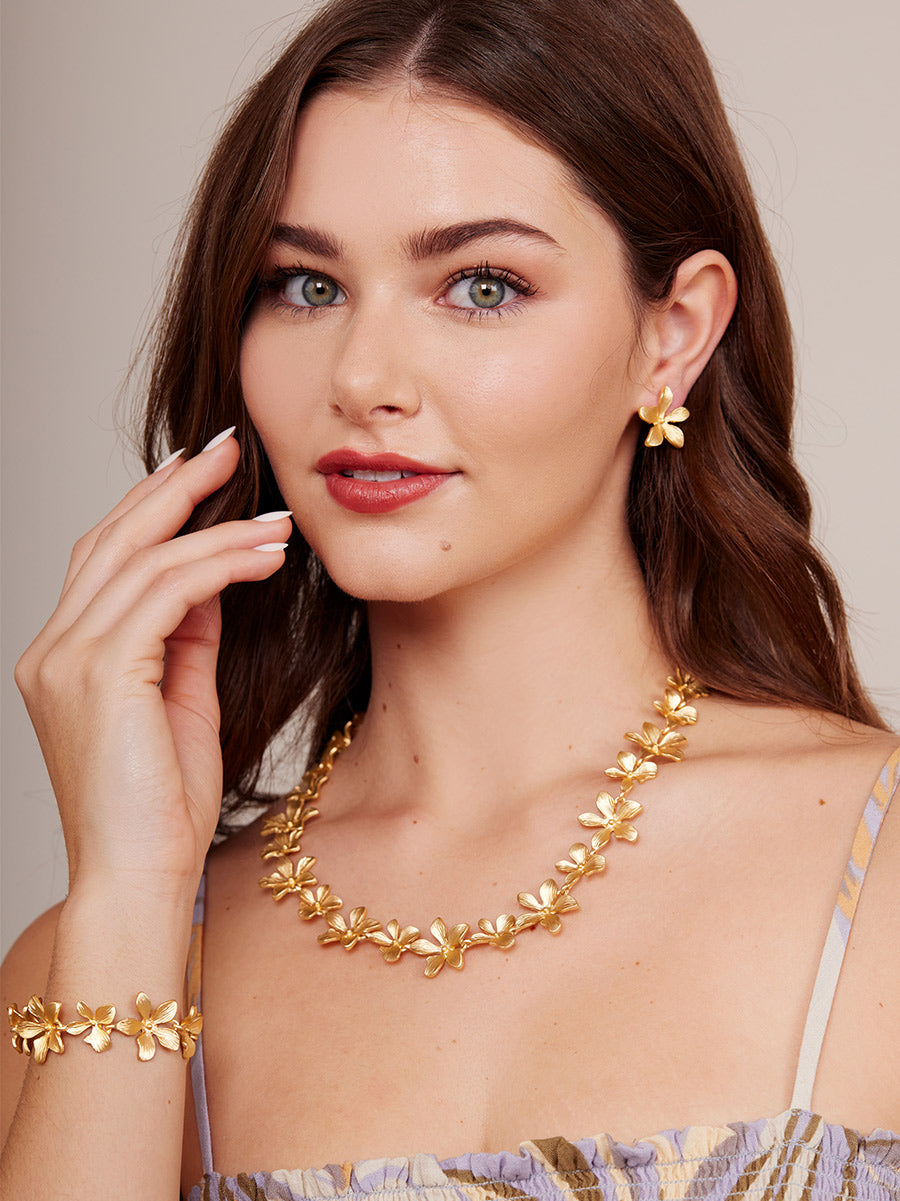 Marigold Matte Flower Collar Necklace