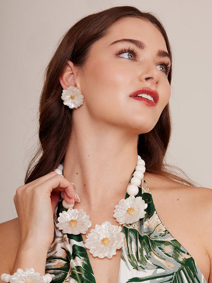 Daisy Short Necklace