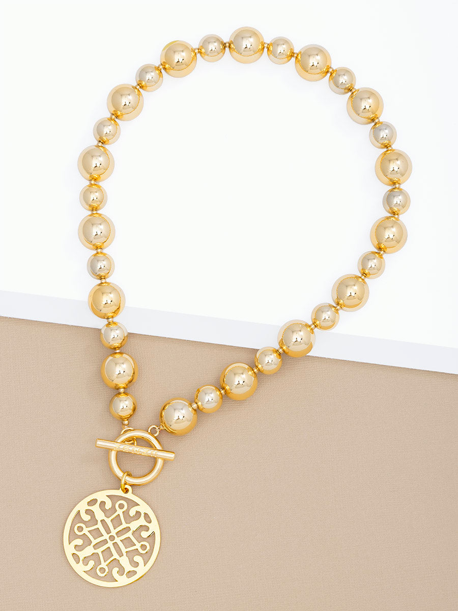 Metal Ornate Pendant Necklace